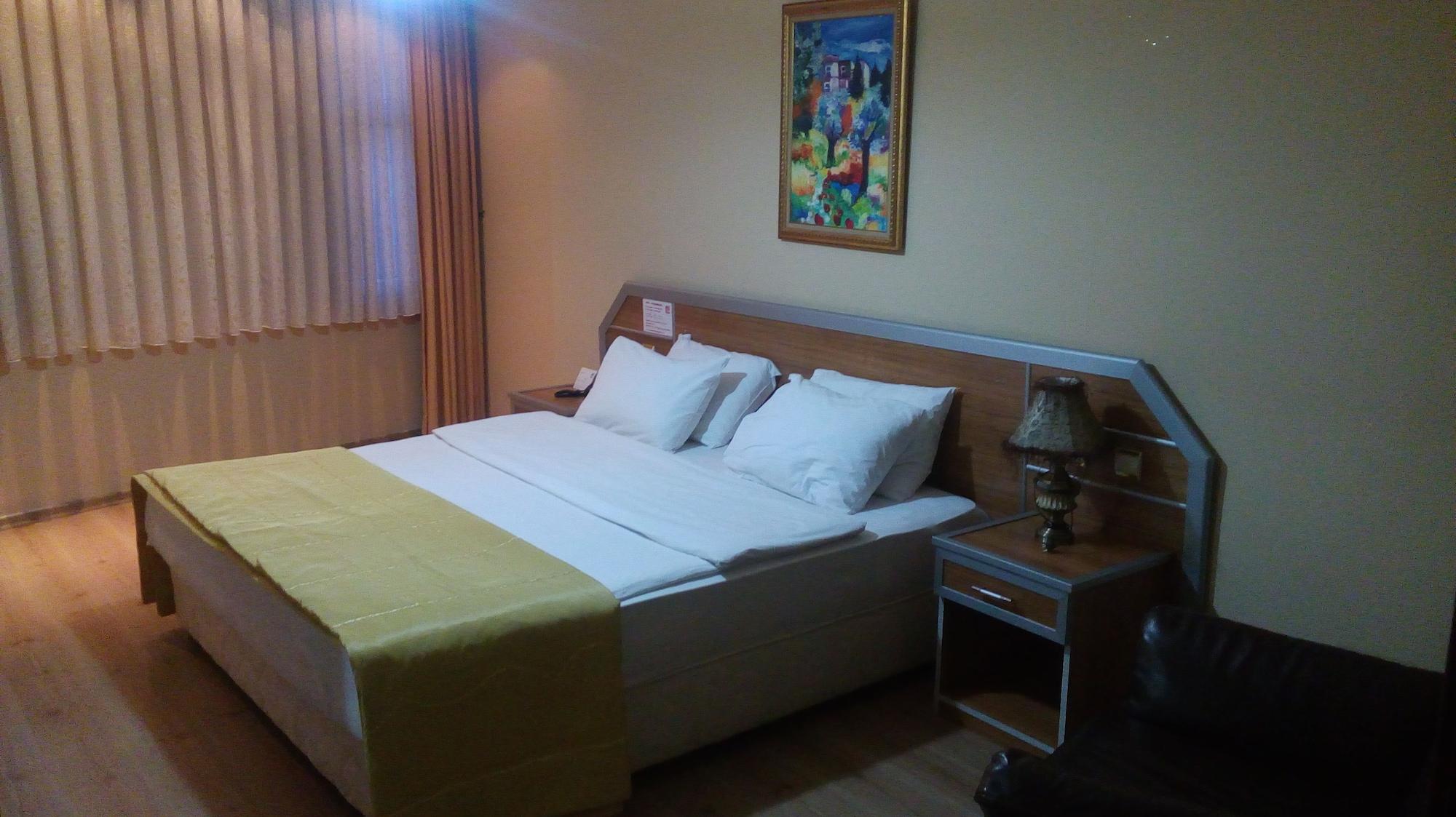 טראבזון Demirgrand Hotel מראה חיצוני תמונה