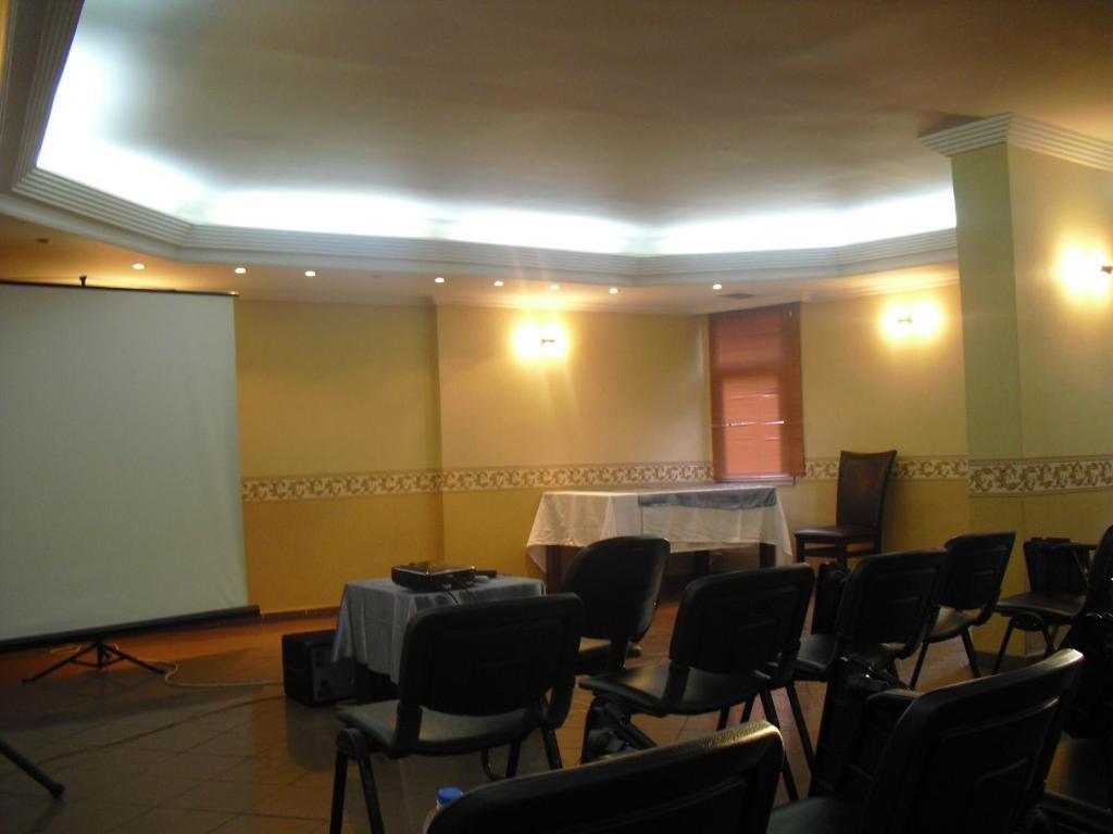 טראבזון Demirgrand Hotel מראה חיצוני תמונה